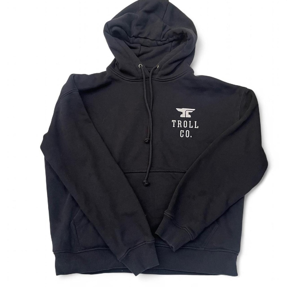 Troll co. Black sweatshirt blue collar